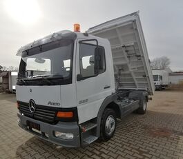 самосвал MERCEDES-BENZ 823 Dreiseitenkipper Meiller AHK (33)